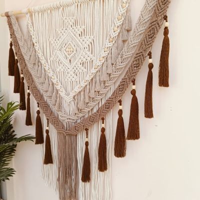 مكرمية كبيرة الحجم للحائط