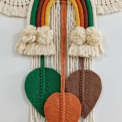 سحابة مكرمية باسم الطفل 