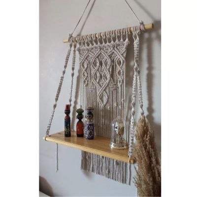 معلقه مكرميه ب رف 