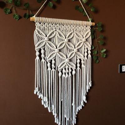 مكرمية عليقة حائط