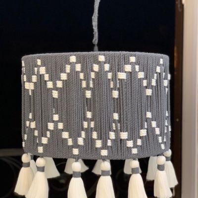 نجفه بخيوط المكرميه 