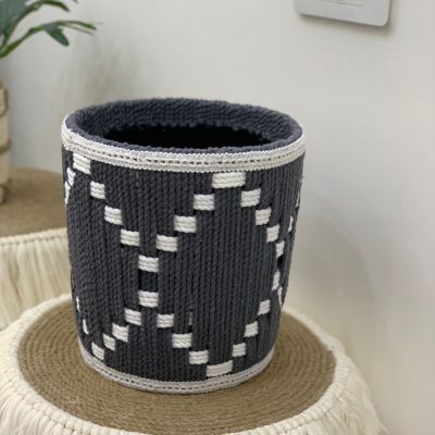 باسكيت بخيوط المكرميه 