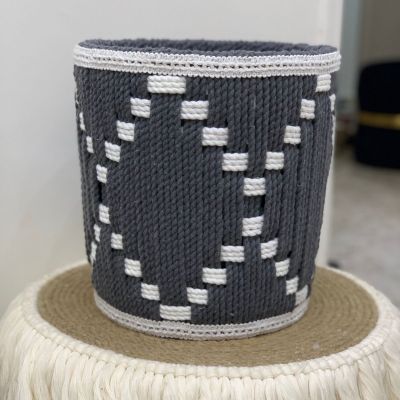 باسكيت بخيوط المكرميه 