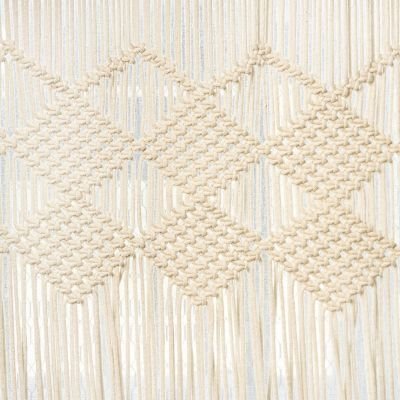 ستارة مكرمية