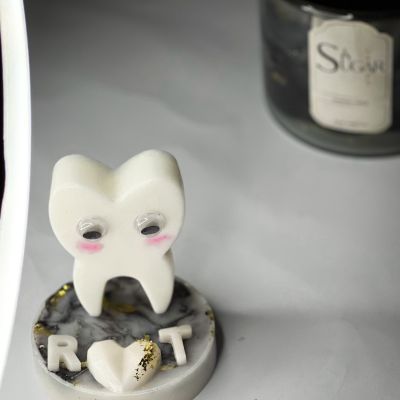 فواحة طبيب اسنان