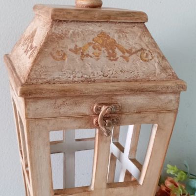 مجموعه كامله من فانوس خشب و مبخره  مع كوستر دله  كبير 