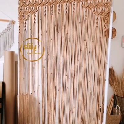 ستارة مكرمية 