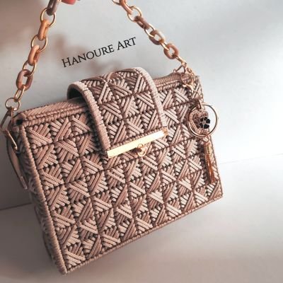 شنطه نسائية صنعت يدويا