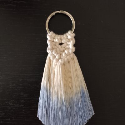 ميداليه مفاتيح مكرميه بالاسم