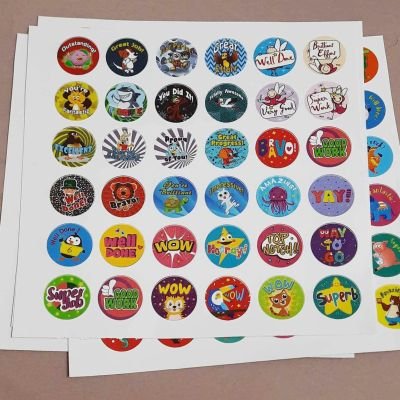 ستيكرات تشجيعيه الاطفال