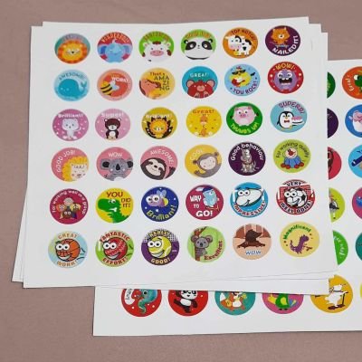 ستيكرات تشجيعيه الاطفال