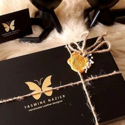 محفظة سيدات ورجالي