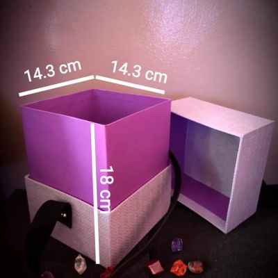  صندوق هدايا بيد جلد لون لافندر 