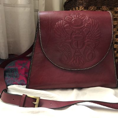 Genuine leather cross body bag 