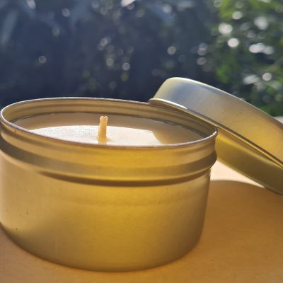 شمعة المساج للجسم برائحة الفراولة