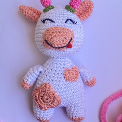 بقرة الفراولة