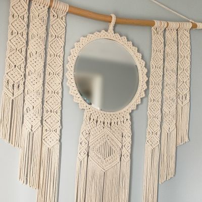 مكرمية حائط مع مرايا 