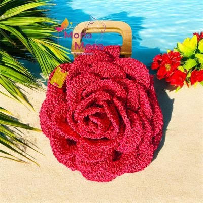 شنطة الوردة بخيوط الرافيا 