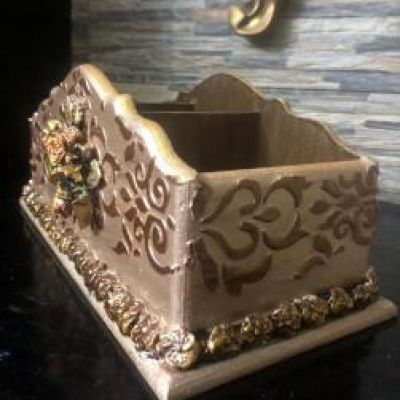 حامل للمعدات المنزلية