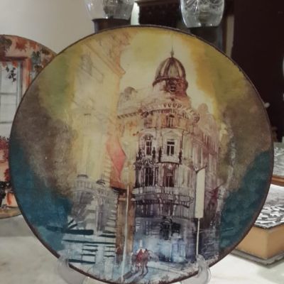 Decorative plates