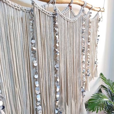 جدارية مكرمية