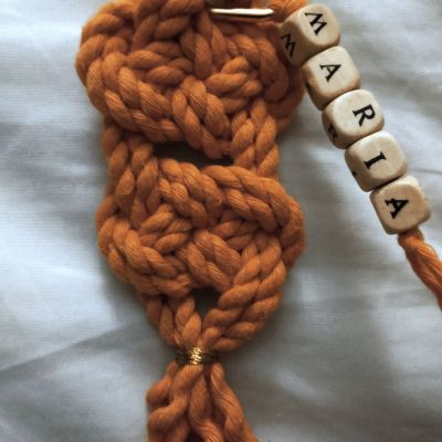 ميداليه مفاتيح مكرميه بالاسم