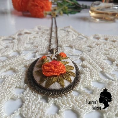 Embroidery necklace