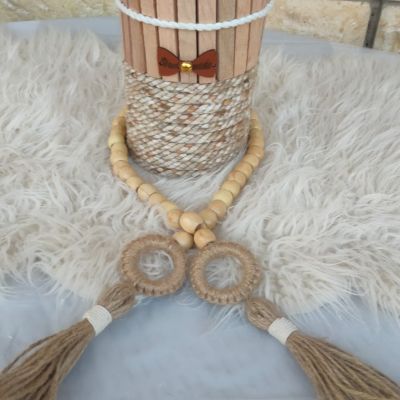 السبحه الخشبيه المفتوحه 