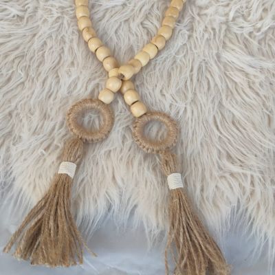 السبحه الخشبيه المفتوحه 