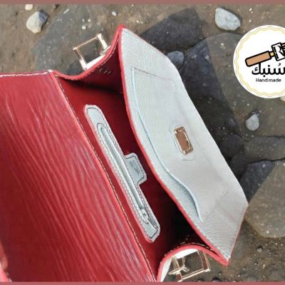 شنطه صغيره جلد طبيعي