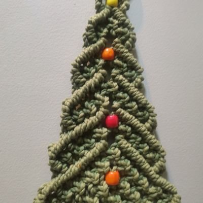 مكرمية شجرة الكريسماس 