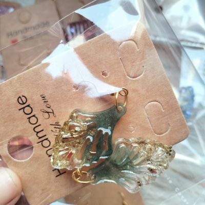 Resin earrings 