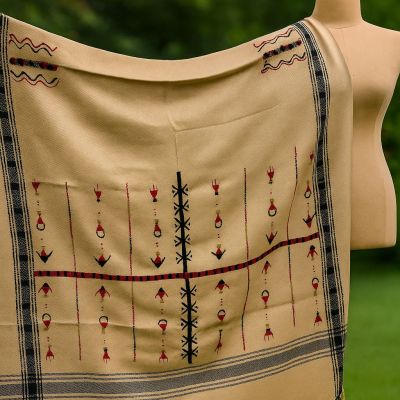 شال صوف خفيف مطرز يدوى فى سيوة