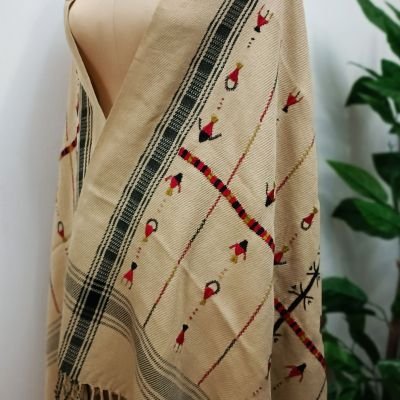 شال صوف خفيف مطرز يدوى فى سيوة