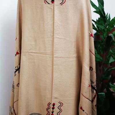 شال صوف خفيف مطرز يدوى فى سيوة