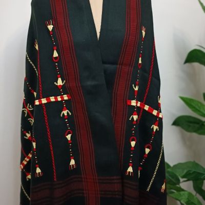 شال صوف خفيف مطرز يدوى فى سيوة