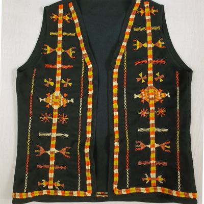 صديرى صوف مطرز يدوى بالكامل فى سيوة