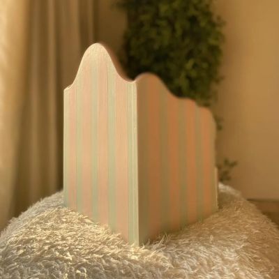 Accessories and cosmetics organizer