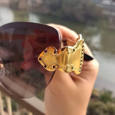   نظارة شمسية مصرية مصنوعة يدوية (مولاى أنى ببابك)