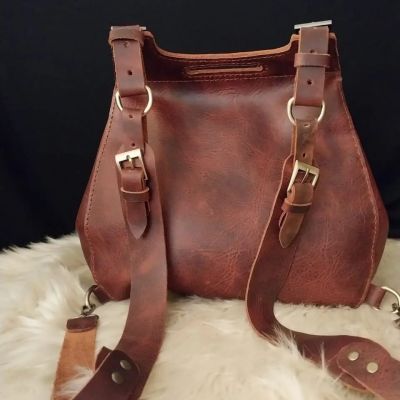 حقيبه كتف وظهر