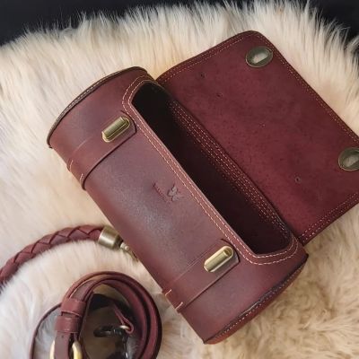 حقيبه الاسطوانة