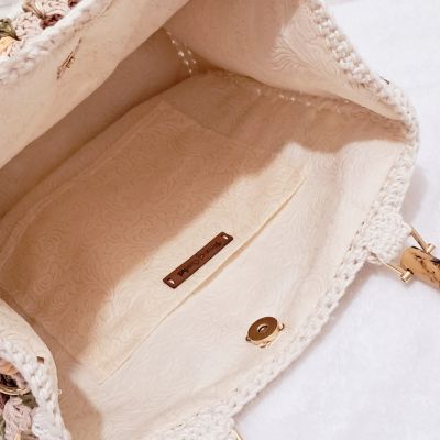 شنطة كروشية مربعات بيد عاج