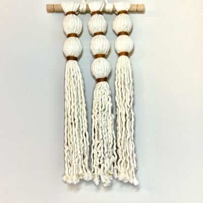 تعليقه حائط 