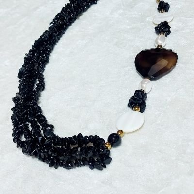 كوليه من احجار العقيق 