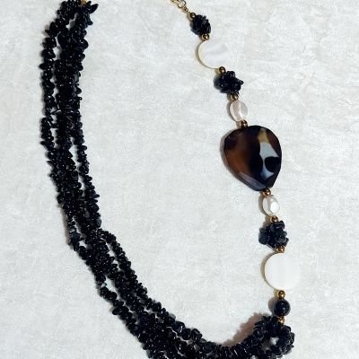 كوليه من احجار العقيق 