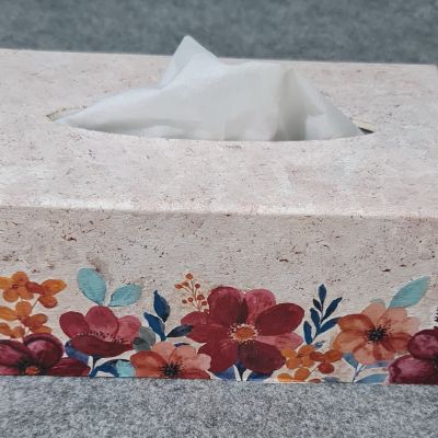 علبة مناديل ديكوريه