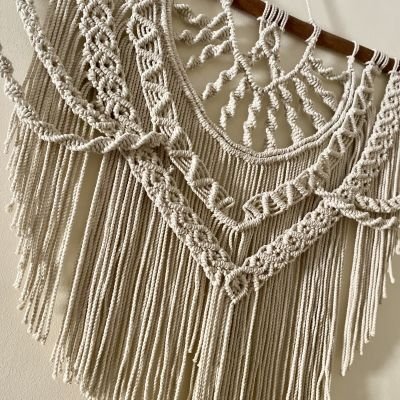 تعليقة حائط مكرميه كبيرة الحجم 