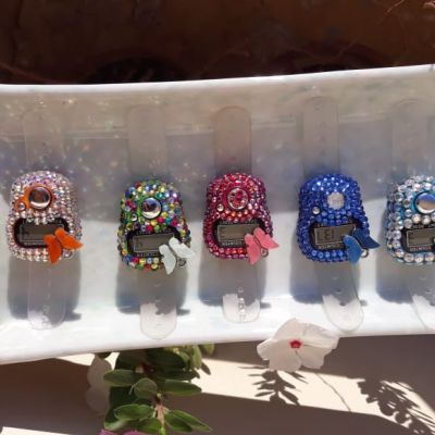 سبح رقمية مطرزة بفراشة 