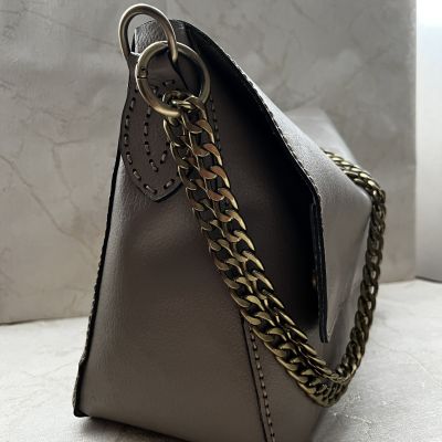 Handmade genuine leather bag 