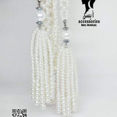 Necklace made of pearls.